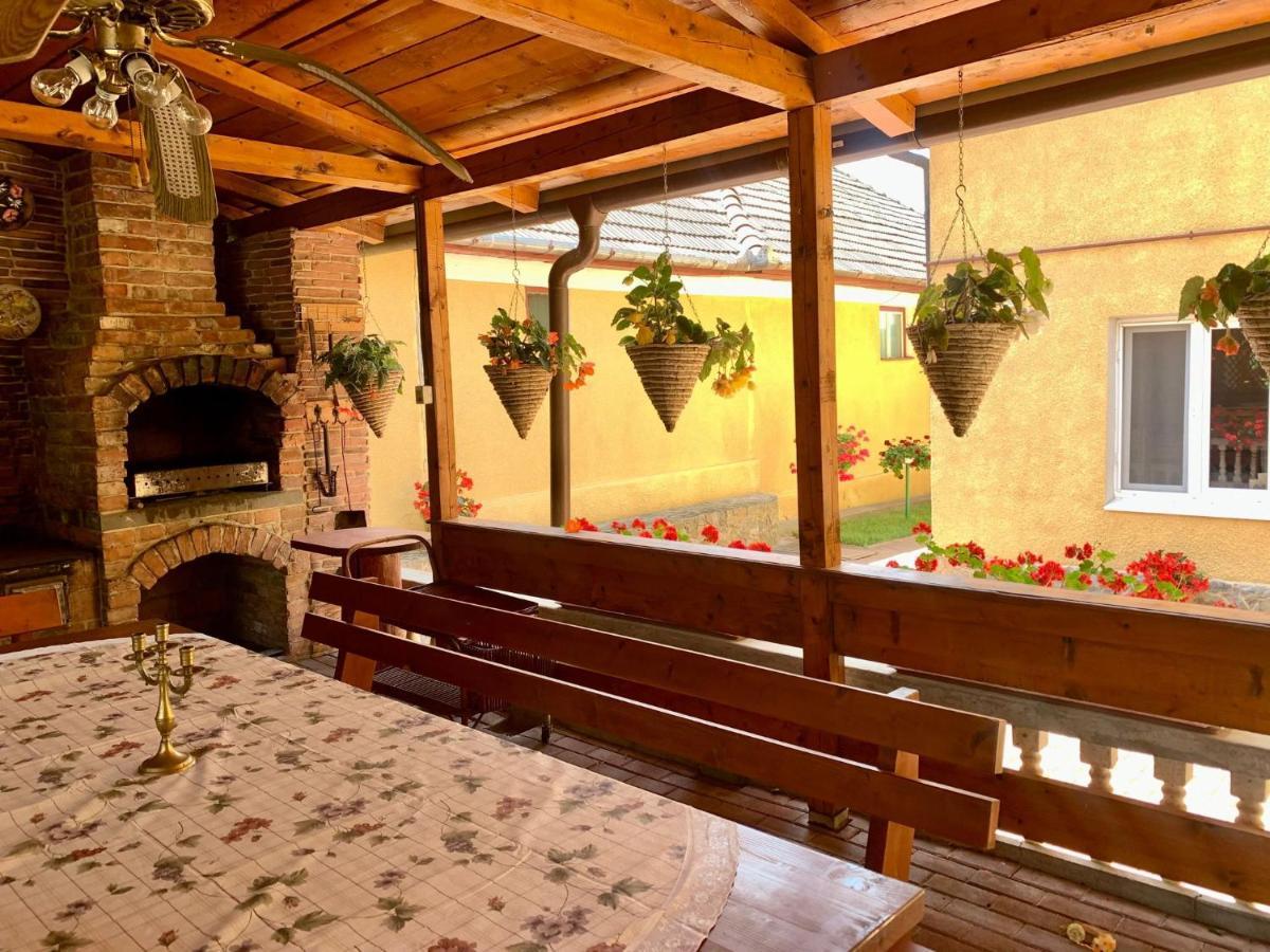 Apartamento Casa Ramona Turda Exterior foto